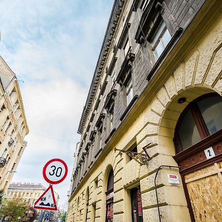 Roeck Premier Downtown Residence Boedapest Buitenkant foto
